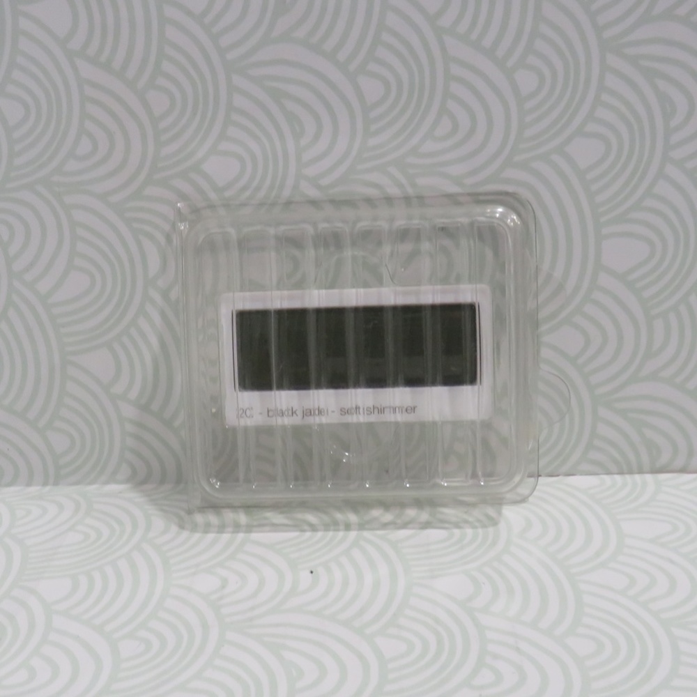 CLINIQUE💥SOFT SHIMMER EYESHADOW #2C BLACK JADE REFILL💥 - Picture 3 of 5